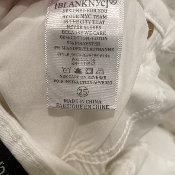 NWT Womens White BLANK NYC The Essex Classic cut off short size 25 and 24 - Picture 6 of 6